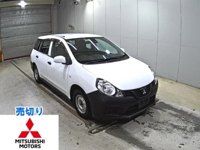 MITSUBISHI LANCER VAN