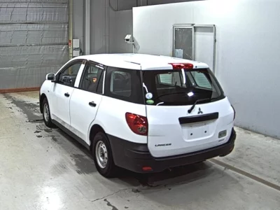 MITSUBISHI LANCER VAN