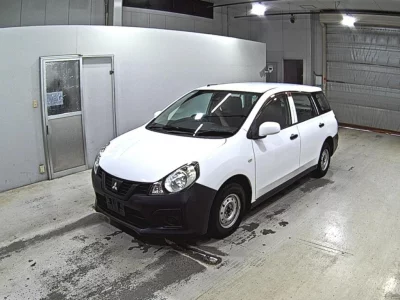 MITSUBISHI LANCER VAN