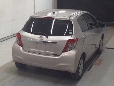 TOYOTA VITZ