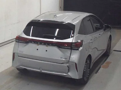 NISSAN AURA
