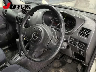 DAIHATSU TERIOS KID