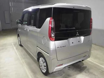 MITSUBISHI EK SPACE