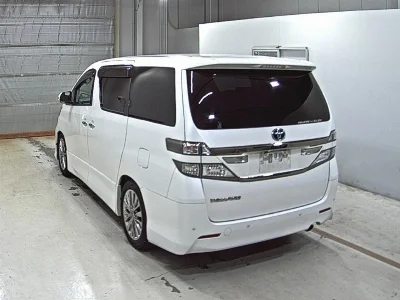 TOYOTA VELLFIRE