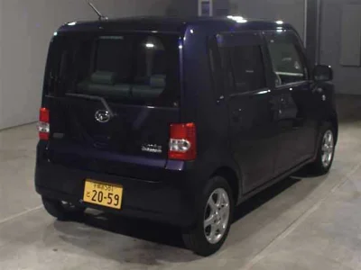 DAIHATSU MOVE CONTE