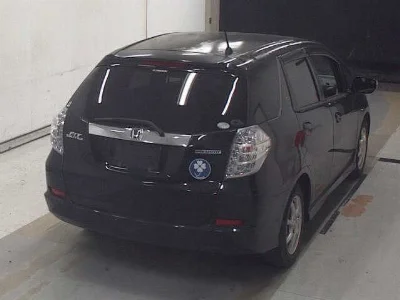 HONDA FIT SHUTTLE