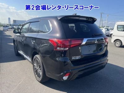 MITSUBISHI OUTLANDER PHEV