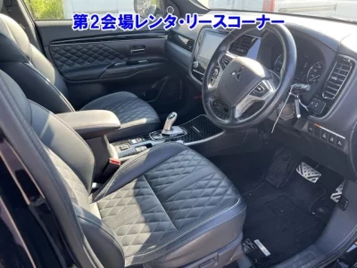 MITSUBISHI OUTLANDER PHEV