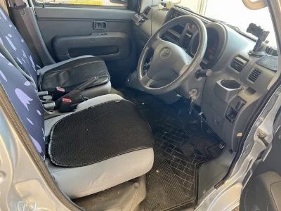 TOYOTA PIXIS VAN