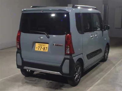 DAIHATSU TANTO FUN CROSS