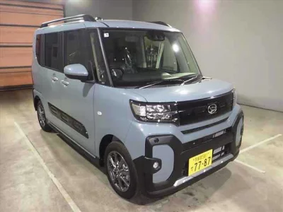 DAIHATSU TANTO FUN CROSS