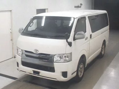 TOYOTA REGIUS VAN