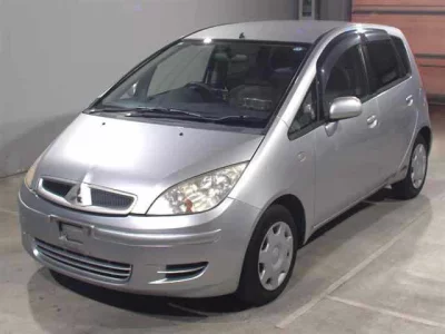 MITSUBISHI COLT