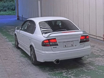 SUBARU LEGACY B4