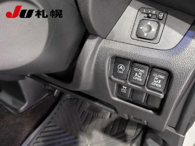 MITSUBISHI EK SPACE CUSTOM