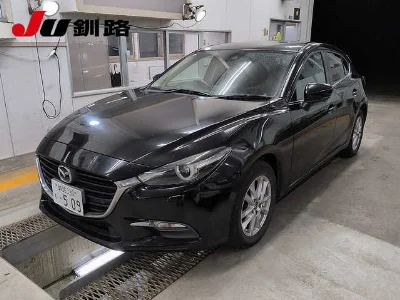 MAZDA AXELA