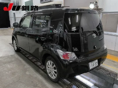 TOYOTA BB