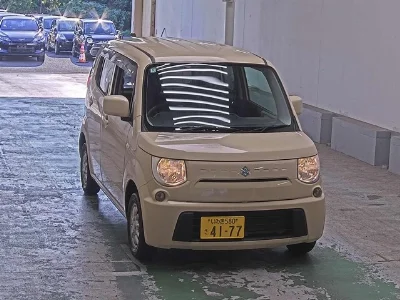 SUZUKI MRWAGON