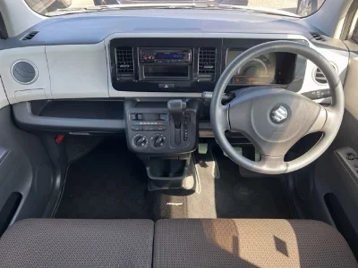 SUZUKI MRWAGON