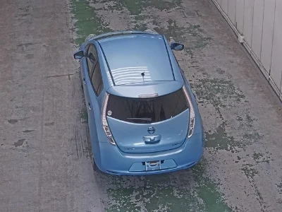 NISSAN LEAF