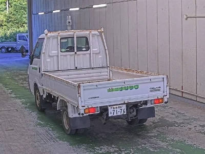 MITSUBISHI DELICA WAGON