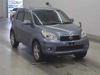 TOYOTA RUSH