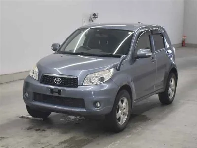 TOYOTA RUSH