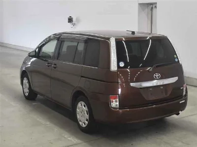 TOYOTA ISIS