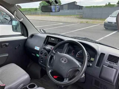 TOYOTA LITE ACE TRUCK
