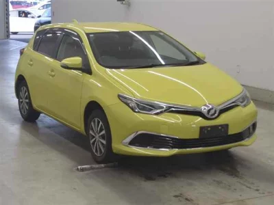 TOYOTA AURIS