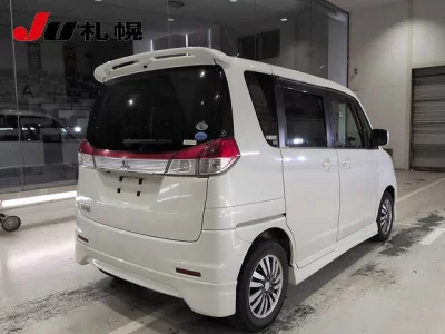 MITSUBISHI DELICA D2