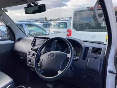TOYOTA LITE ACE TRUCK