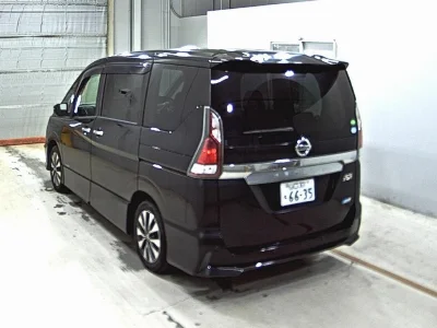 NISSAN SERENA