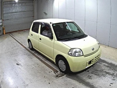 DAIHATSU ESSE
