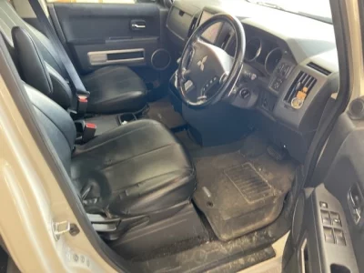 MITSUBISHI DELICA D5