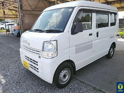 NISSAN CLIPPER VAN