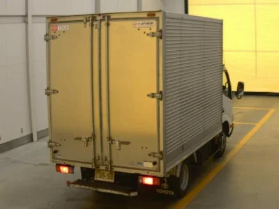 TOYOTA DYNA
