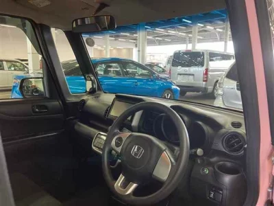 HONDA N BOX PLUS