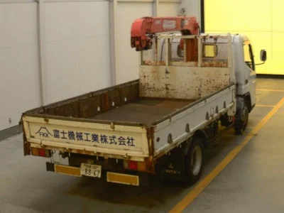 MITSUBISHI CANTER