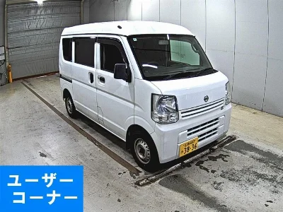 NISSAN CLIPPER VAN