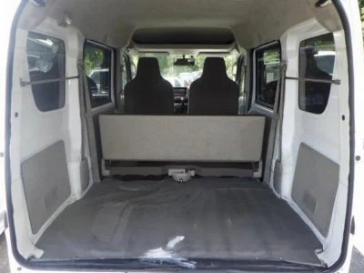 NISSAN CLIPPER VAN