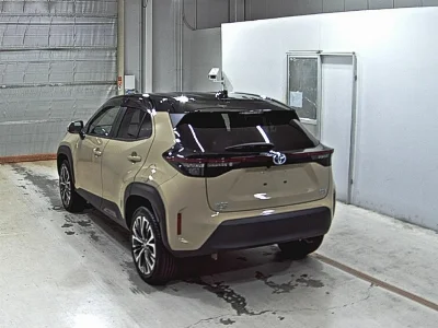 TOYOTA YARIS CROSS