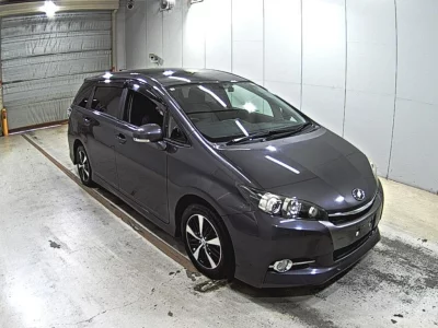 TOYOTA WISH