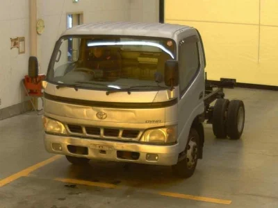 TOYOTA DYNA