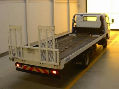 MITSUBISHI CANTER