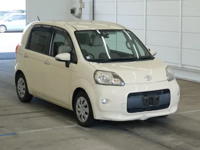 TOYOTA PORTE
