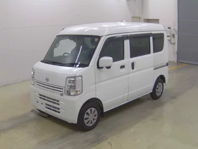 NISSAN CLIPPER VAN