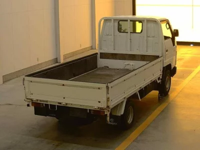 TOYOTA DYNA