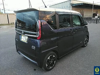NISSAN ROOX