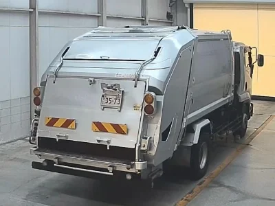 ISUZU FORWARD